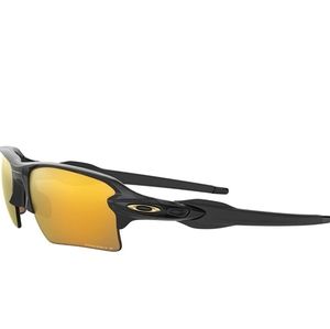 Oakley Flak 2.0 Sunglasses with Polorized Prizm lens w/ Hard case and pouch.